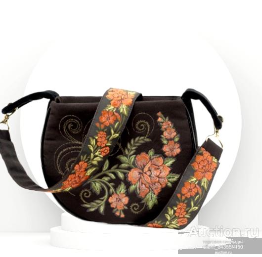 Бархатная сумка "Кливия" с вышивкой. Новая