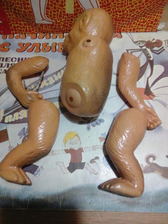 Игрушка Обезьяна.Целлулоид..ОХК СССР