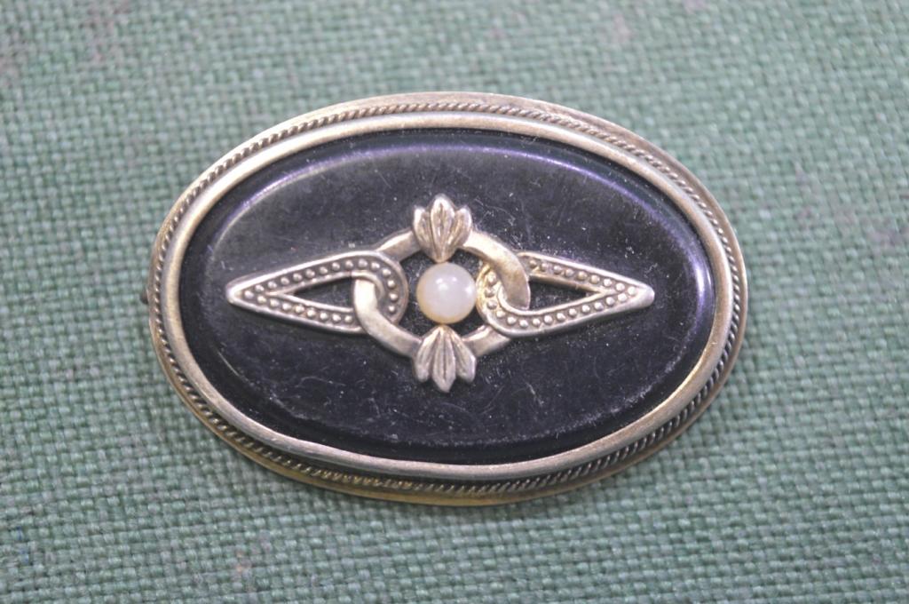 Брошь, брошка "Модерн". Серебро 875 проба. Вставка жемчуг. Карболит. СССР. #2