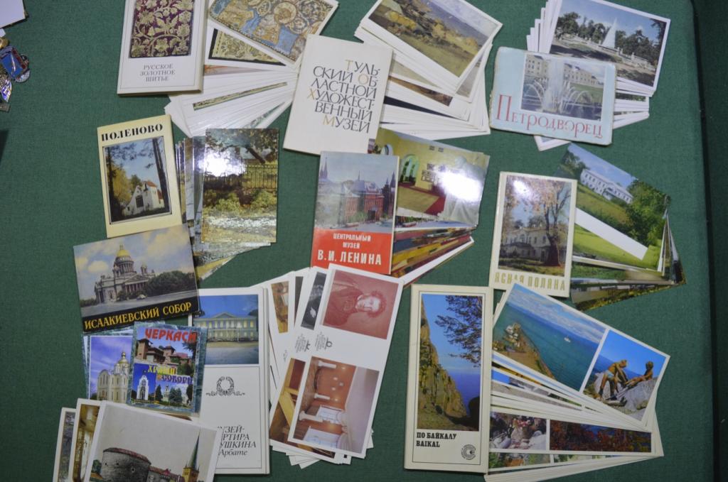 Большой лот открыток "Музеи, усадьбы, русское искусство" (9 наборов). СССР.