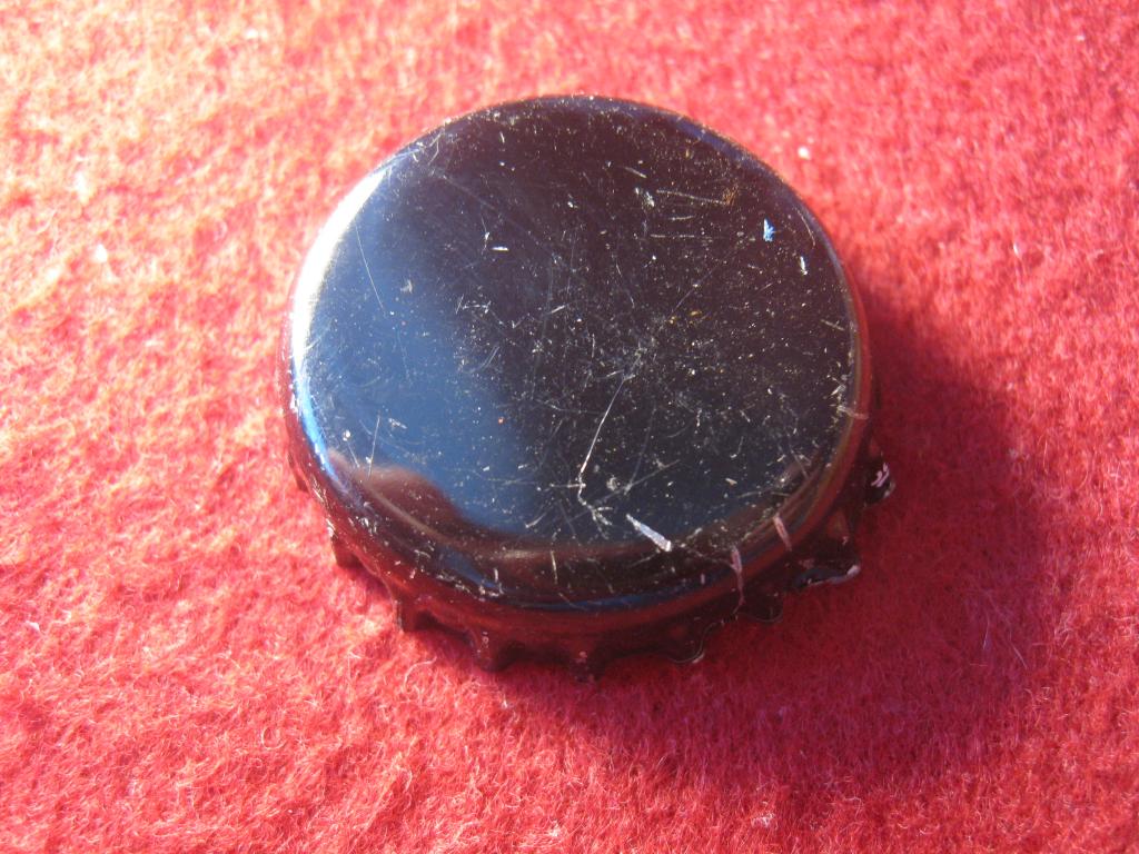 Чёрная, пиво стекло, крышка (пробка) кронен, металл (С, 12.24)