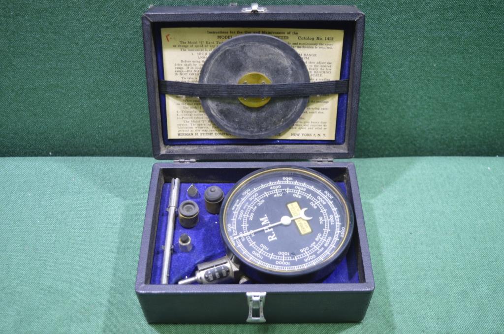 Ручной тахометр в оригинальном футляре. Лендлиз, 1940-е годы. США. #X2