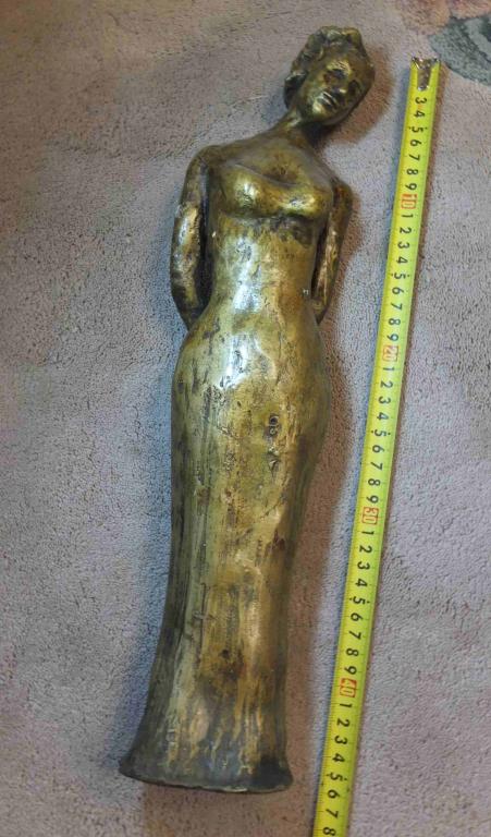 бронзовая скульптура Девушка , авторская, Европа