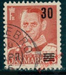 Y85 ДАНИЯ 1955 360 король Фредерик IX с надпечаткой нового номинала