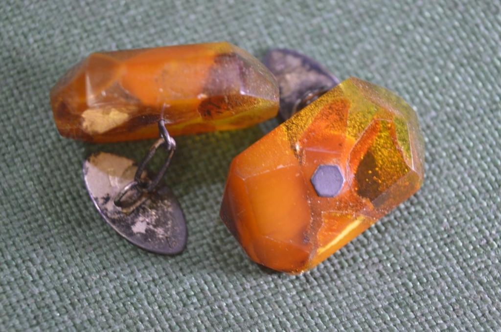 Запонки для рубашки. Янтарь, серебро. Мужской аксессуар.