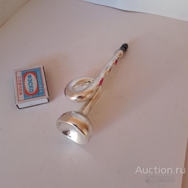 Ёлочная игрушка, дудочка.