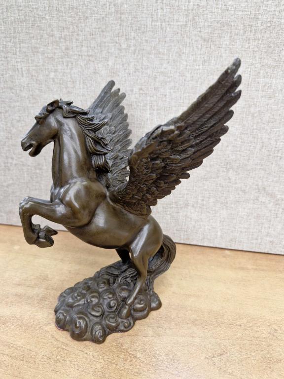 Пегас В0035-1 Конь. Бронза. Статуэтка.