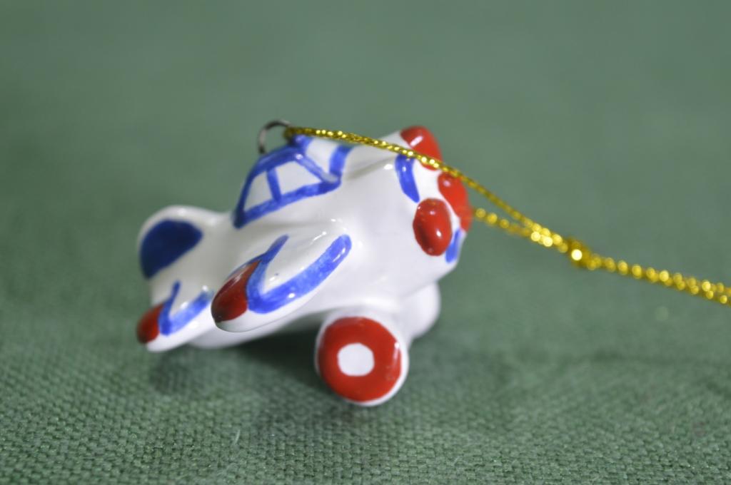 Игрушка елочная "Самолет, самолетик". Пилот, авиация. Керамика, майолика, ручная роспись. #2