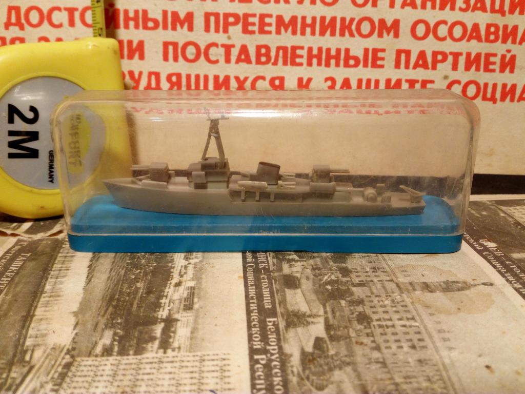 Игрушка.Модель Корабли русского и военно-морского флота.Крейсер.СССР