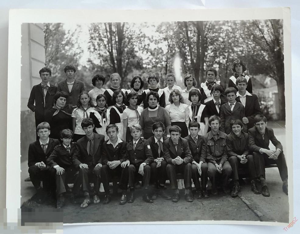 Фотография школа школьники ученики пионеры парни девушки школьная форма молодежь #125