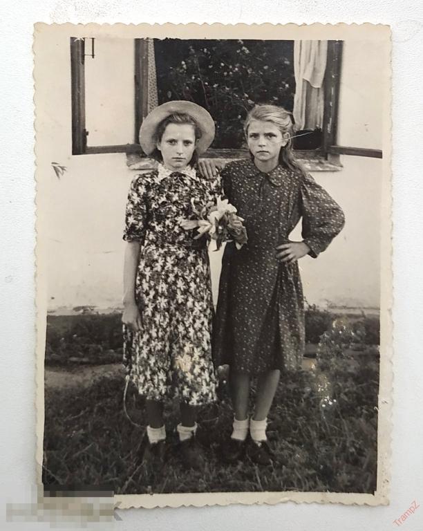 Фотография портрет девочки в платьях, мода одежда прическа #127