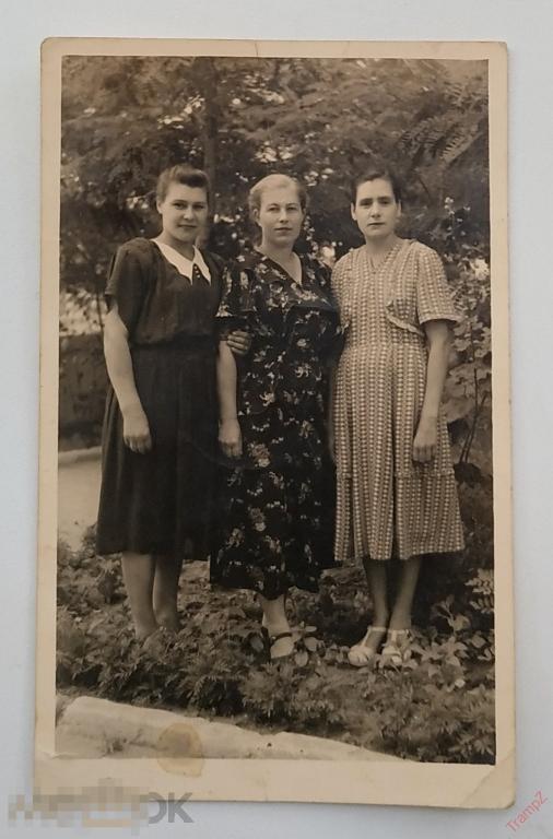 Фотография девушки в платьях, мода одежда прическа #127*