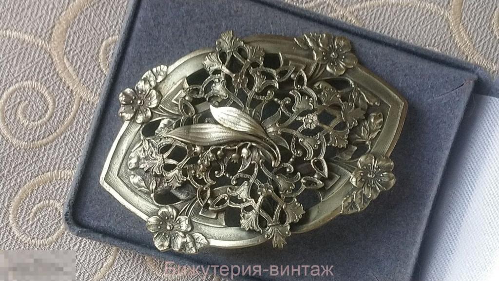 4195 крупная старая брошь Цветы латунь винтаж США 1940