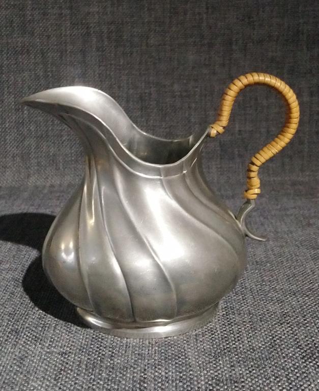 Старинный молочник сливочник олово Германия 1920-е