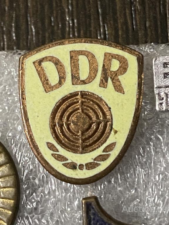 Знак ЗНАЧОК DDR  ГДР. СТРЕЛЬБА МИШЕНЬ ГЕРМАНИЯ ЭМАЛЬ РЕДКИЙ  RRR