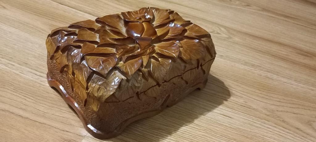 Шкатулка БУТОН РОЗЫ ,резьба по дереву , СССР, Реальный Шедевр !!!