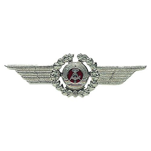 Значок NVA/DDR Army Cap badge NVA Soldier