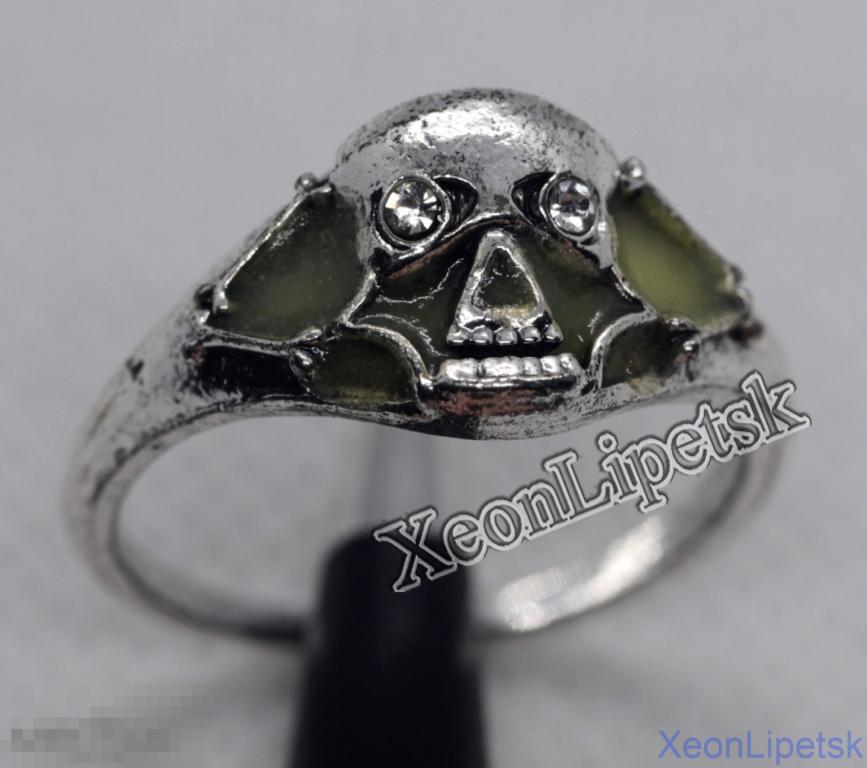 Кольцо Череп светится в темноте Перстень Размер 9 Копия
