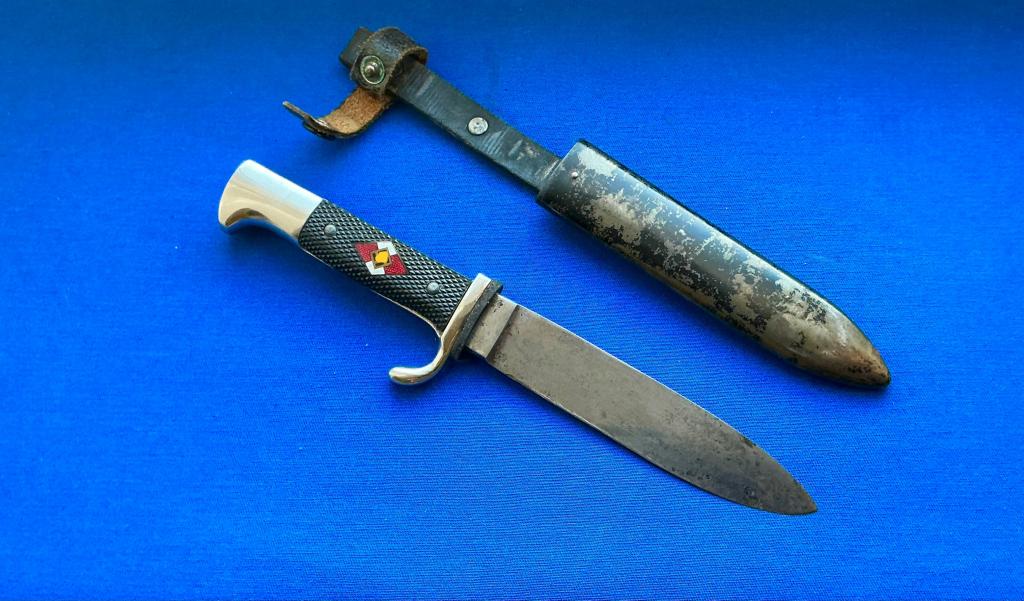 Нож Гитлерюгенд . Производитель -RZM M7/51/40 Wingen Anton Junior, Solingen