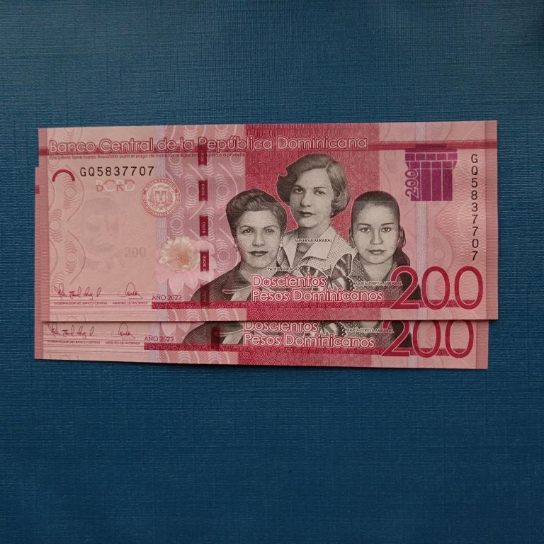 Доминиканская республика (Доминикана) 200 песо 2023 год Пресс. альбом 6