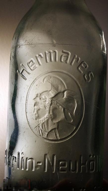 Редкая бутылка урановое стекло HERMARES Berlin-Neukoln Гермес Меркурий Германия 1910