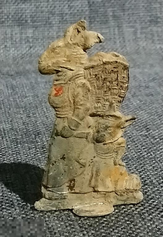 Старинная фигурка Зайчиха заяц кролик рождество олово Германия 1900