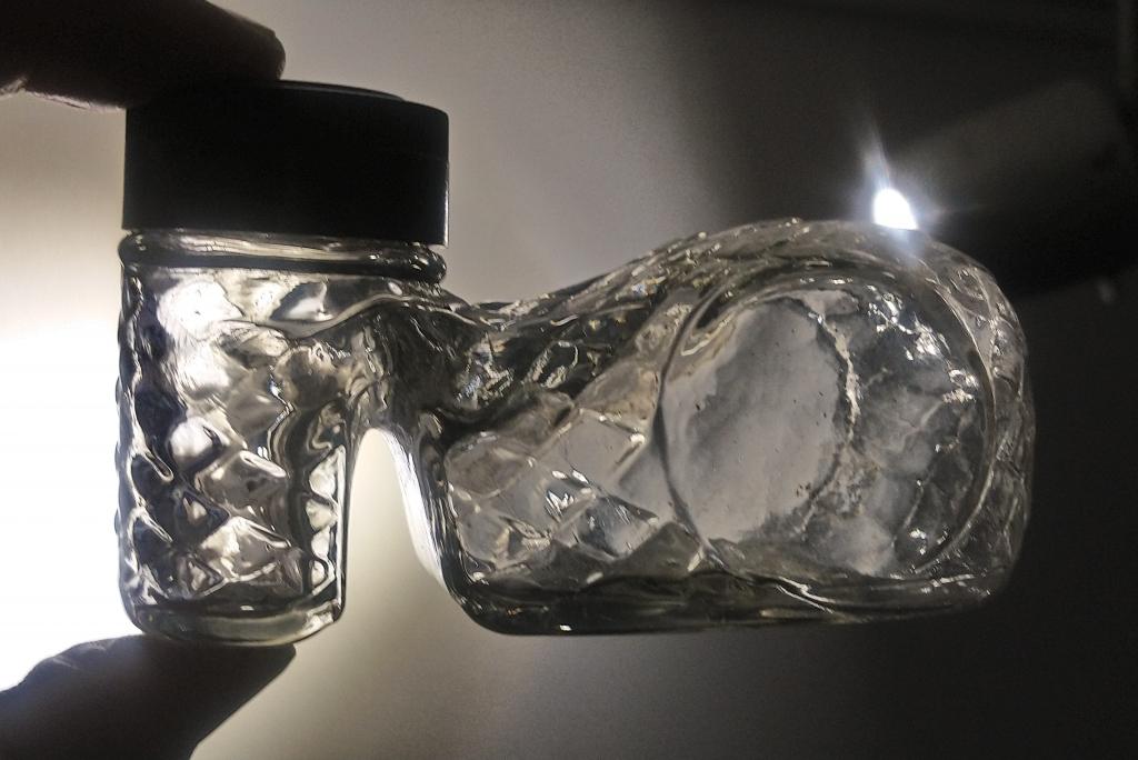 Старинная чернильница башмак обувь стекло Германия 1920