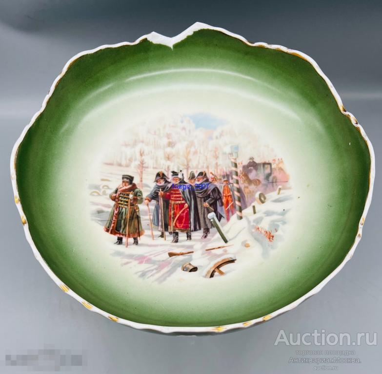 Ваза Отступление Наполеона Товарищество Кузнецова