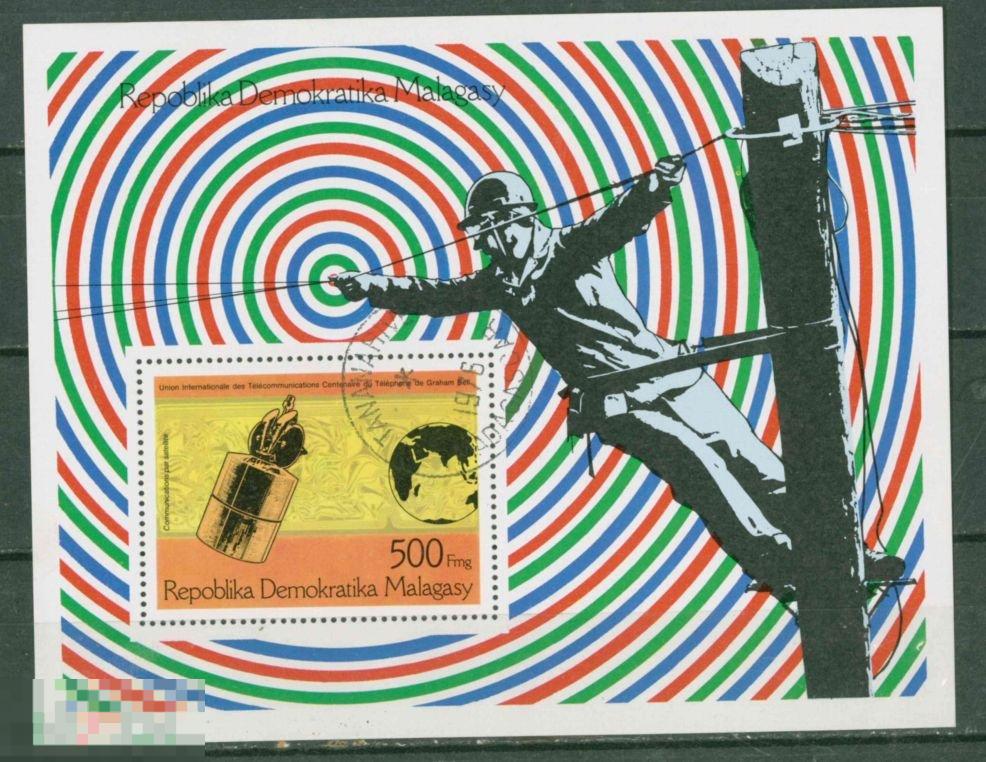 Мадагаскар 1976  Mi# 799  Космос блок 12