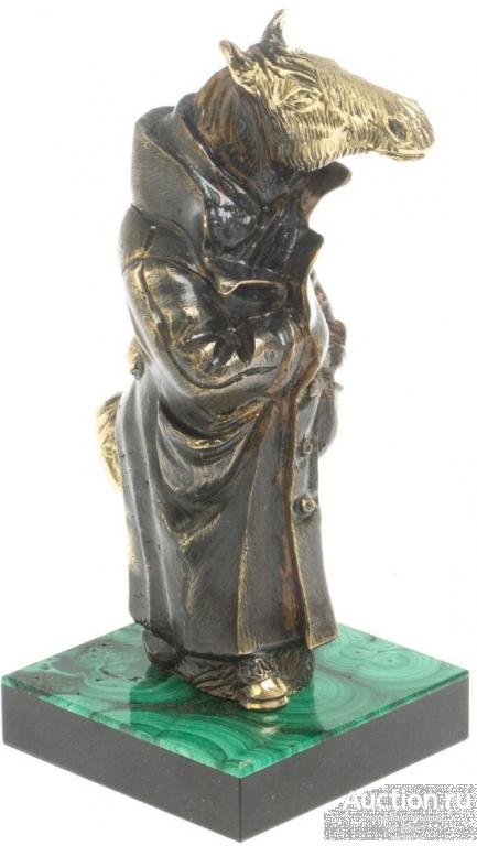 Статуэтка из бронзы КОНЬ В ПАЛЬТО на подставке из малахита 072127552