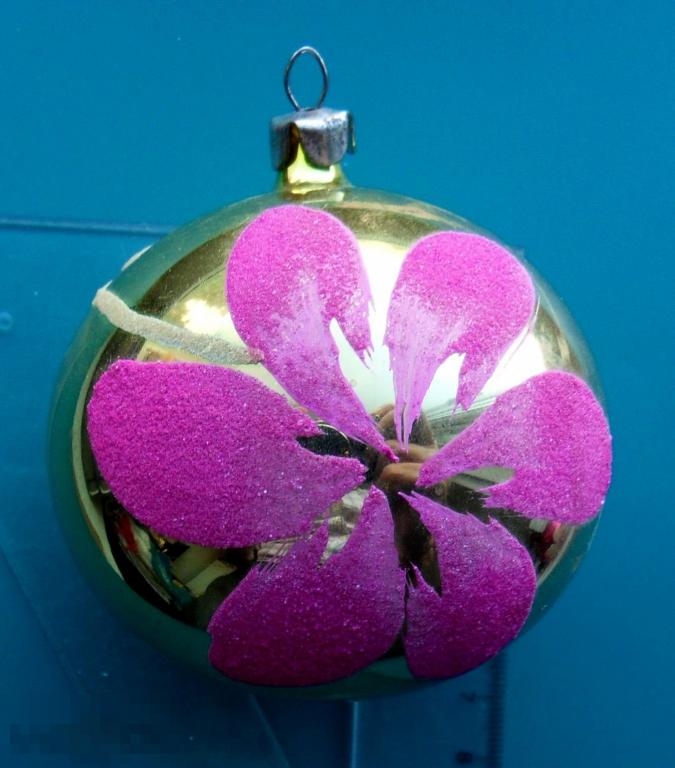 ШАР С ЦВЕТКОМ. ручная роспись --- ПЛД(п) --- ..3.. старая елочная игрушка ЛЮКС!!! редкая!!!