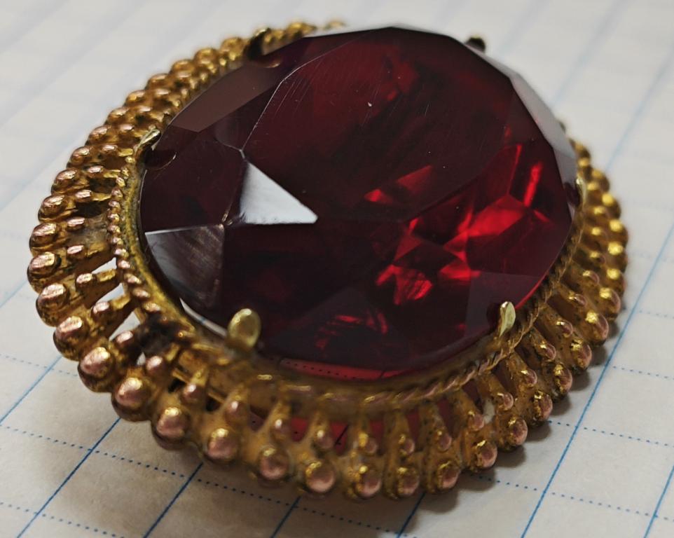 БРОШЬ  винтаж  РУБИН клеймо  СССР золочение