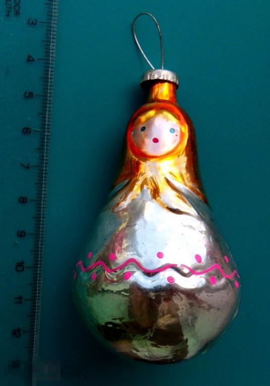 МАТРЕШКА. ДЕВУШКА В ПЛАТКЕ  ------ TEF-2 ----- старая елочная игрушка!!!