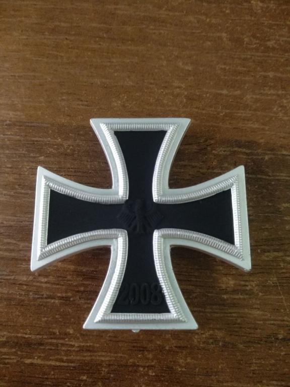 Железный крест 2008 денацифицирован Германия КОПИЯ на иголке
