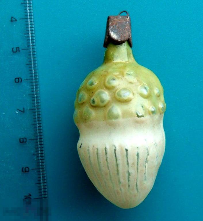 ЖЕЛУДЬ --- ФЦ007 ..1.. --- старая елочная игрушка РЕДКИЙ!!!