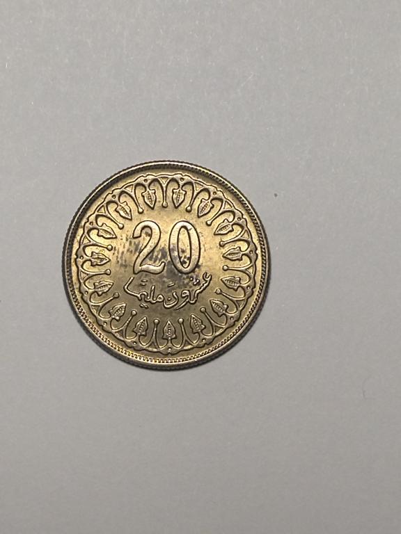 Тунис. 20 миллимов 1983 года.