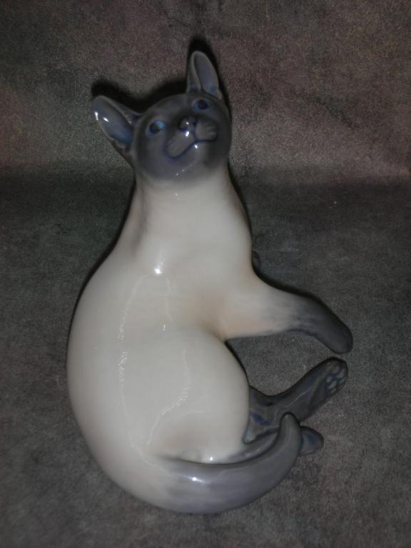 Статуэтка. Фарфор. Сиамский кот. Royal Copenhagen. Дания