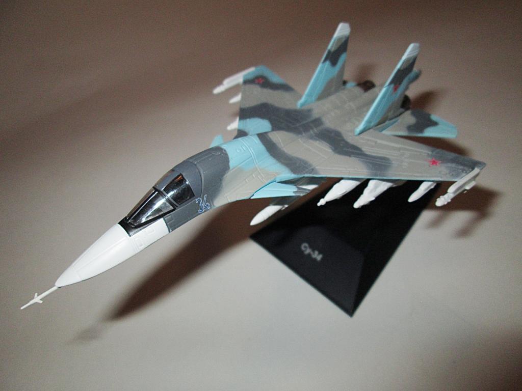 модель самолета Су-34 (Легендарные самолёты) №15 (ВНИМАНИЕ!!! читайте описание)