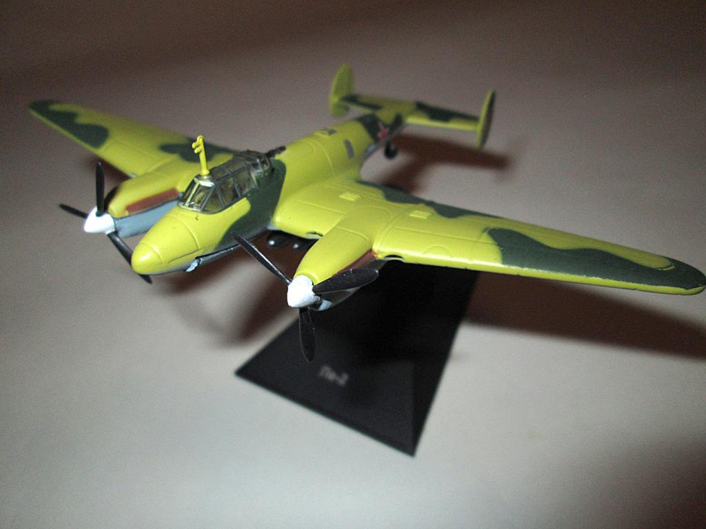 модель самолета Пе-2 (Легендарные самолёты) №9 (ВНИМАНИЕ!!! читайте описание)