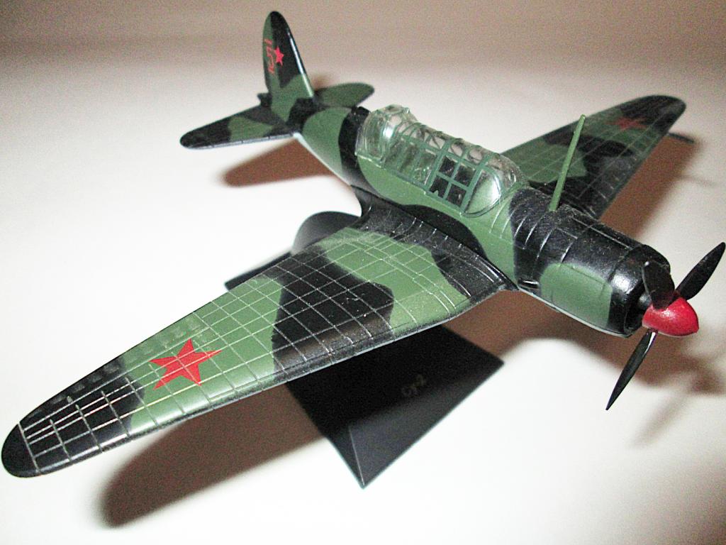 модель самолета Су-2 (Легендарные самолёты) №40 (ВНИМАНИЕ!!! читайте описание)