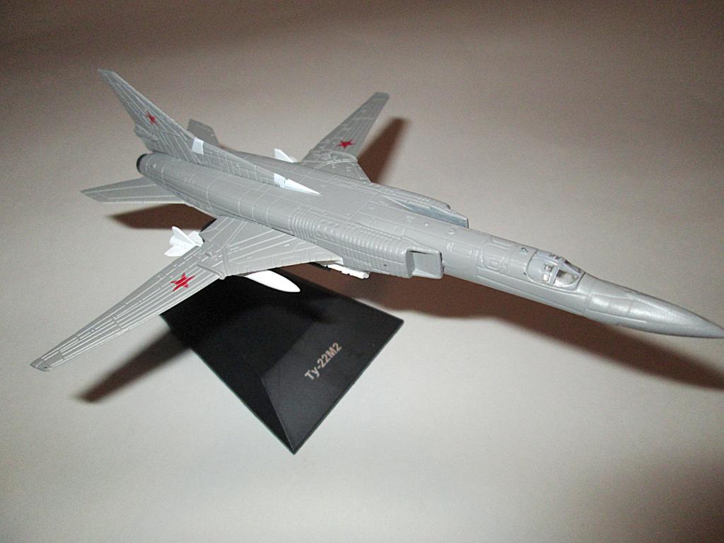 модель самолета Ту-22М2 (Легендарные самолёты) №108 (ВНИМАНИЕ!!! читайте описание)