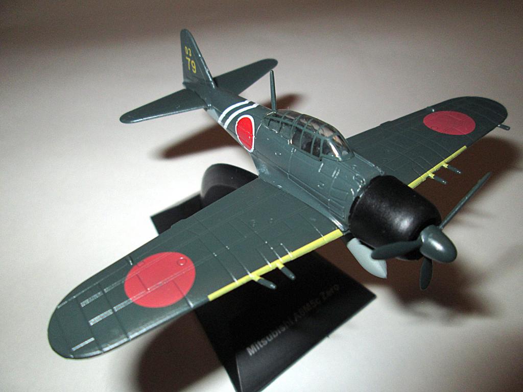 модель самолета Mitsubishi A6M5c Zero (Легендарные самолёты) №103 (ВНИМАНИЕ!!! читайте описание)