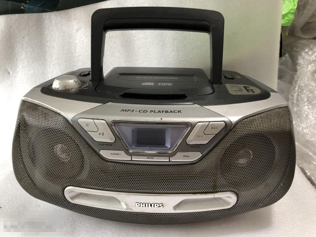Магнитола Philips AZ 1130 (AZ1130/12) /тюнер FM