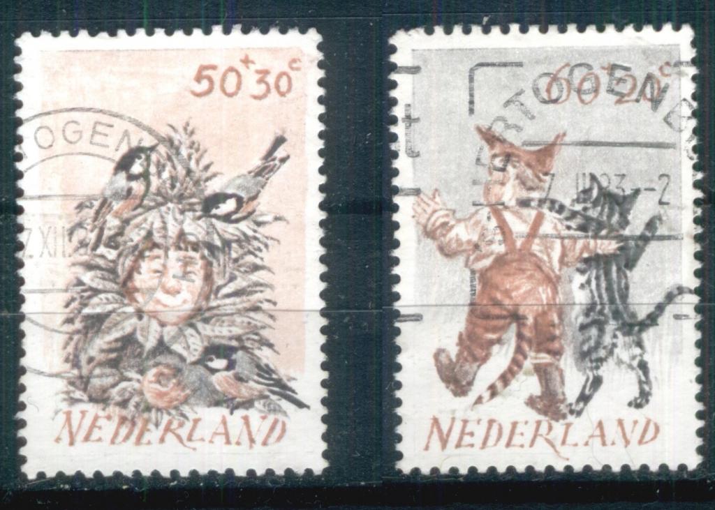 Нидерланды 1982  Mi# 1223 1224 ДЕТИ И ЖИВОТНЫЕ