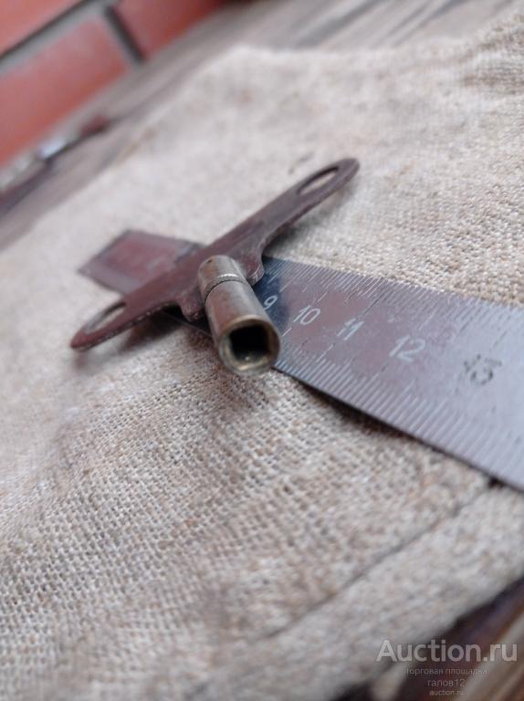 Ключ для  стенных часов.№3.Квадрат 4мм.