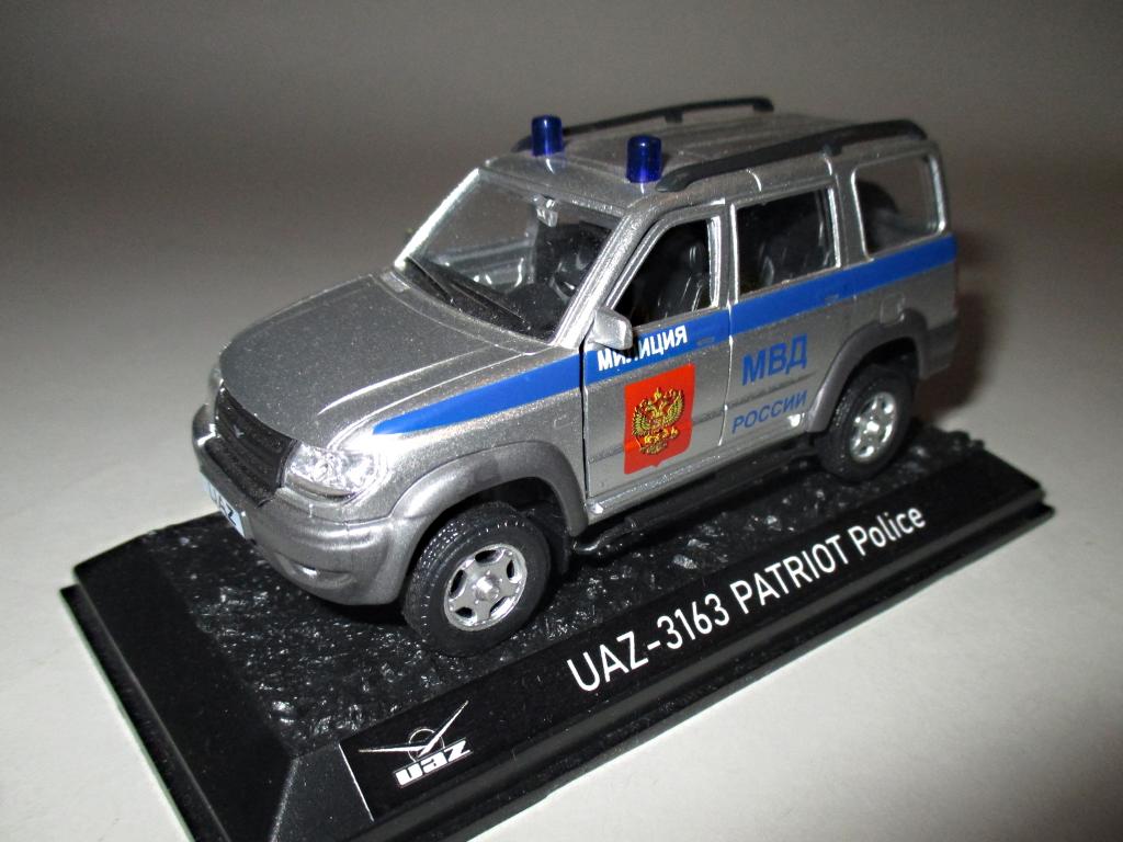 модель авто УАЗ 3163 Патриот Полиция - UAZ 3163 Patriot (на подставке) Читайте описание!!!