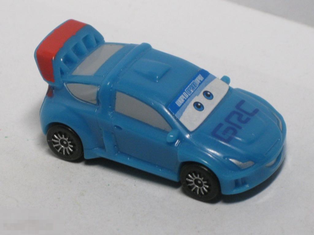Киндер сюрприз Тачки-2 2011 автомобиль Raoul Ligerrô UN 281 (и2)