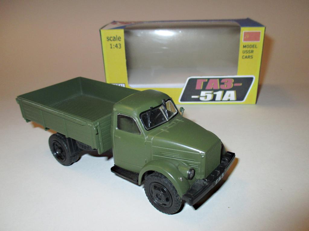 модель авто ГАЗ-51А Грузовик / GAZ (Автолегеннды СССР 1-43) Читайте описание!!!