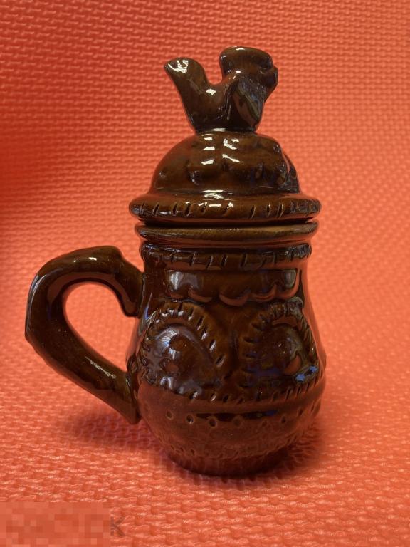 Кружка с крышкой глиняная. Глина. Керамика. высота с крышкой 16 см