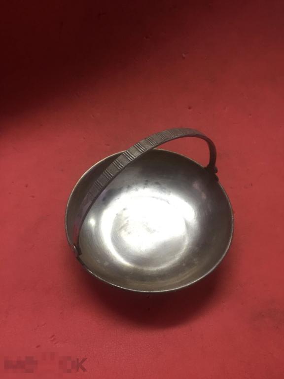 Конфетница сухарница сахарница мельхиор диаметр 120 мм